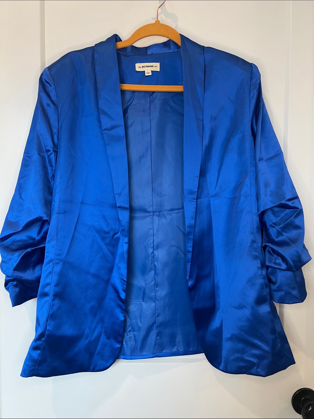 Eesome Women's Cobalt Satin Open-Front Blazer Large